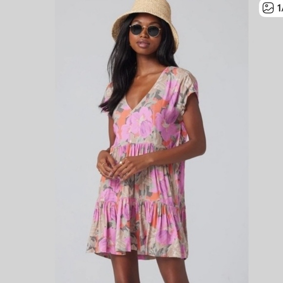 saltwater LUXE Dresses & Skirts - Saltwater Luxe Pink and Coral Floral Tiered Mini Dress
